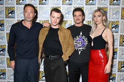 Click to view full size image
==============
VKA018.jpg VKA018.jpg